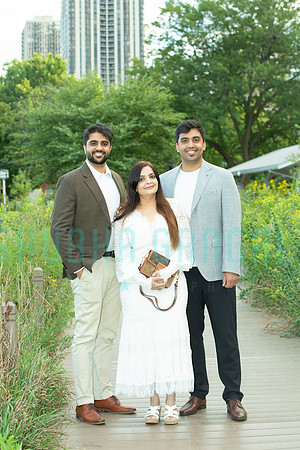 Bisen Family -005