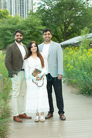 Bisen Family -006