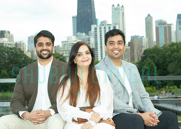 Bisen Family -054