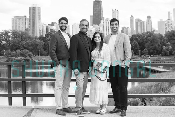 Bisen Family -092
